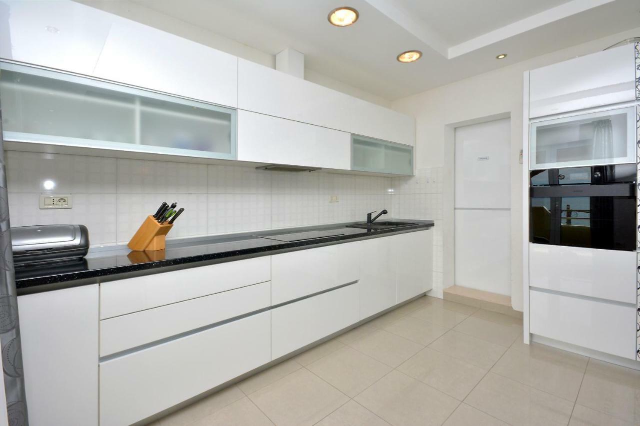 Beach Apartman Petra Podstrana Zewnętrze zdjęcie